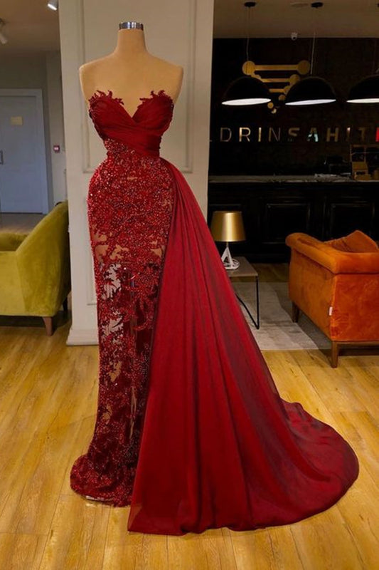 Elegant Burgundy Lace Appliques Prom Dress With Ruffles Sweetheart