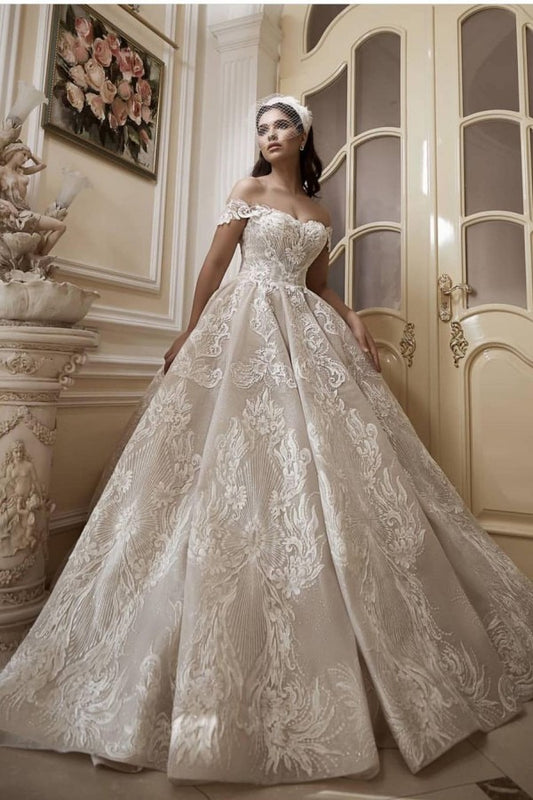 Off-the-Shoulder A-Line Floor-Length Church Wedding Dress with Elegant Appliques Lace