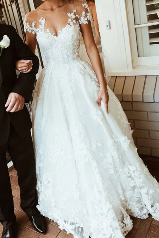 Elegant Beaded Applique Bridal Gowns Featuring Tulle