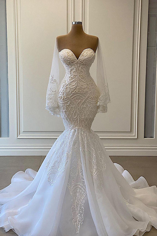 Elegant Sweetheart Mermaid Wedding Dress in Lace with Pearl Beadings, Strapless