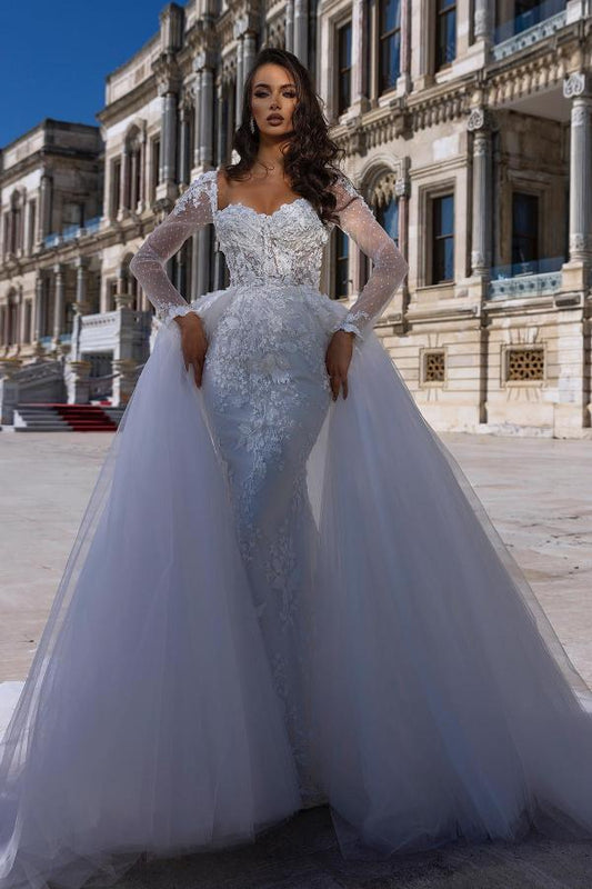 Elegant Sweetheart Lace Mermaid Bridal Gown with Long Sleeves and Detachable Train