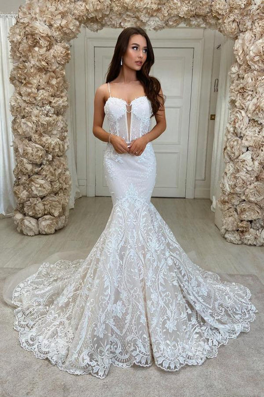 Elegant Mermaid Wedding Dress with Sweetheart Neckline and Lace Backless Design