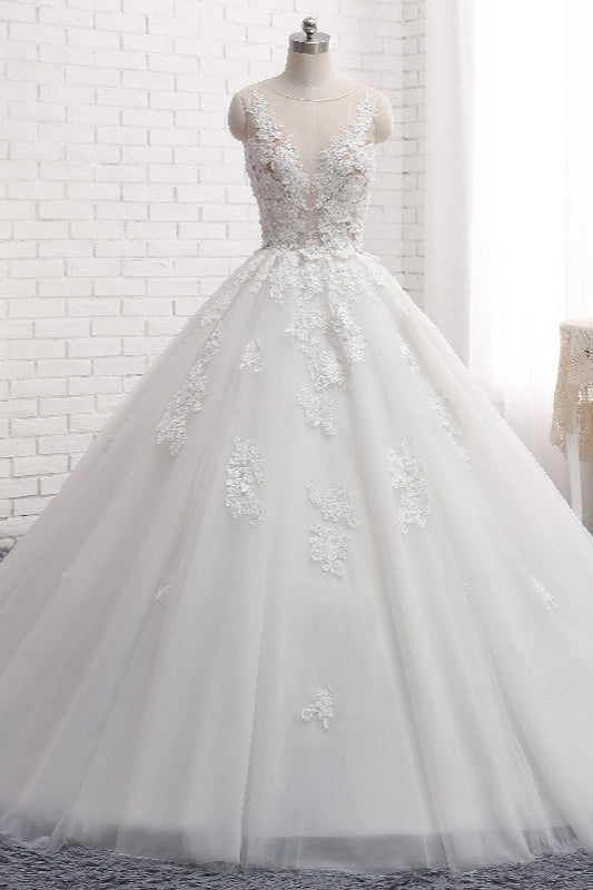 Elegant Sleeveless Tulle Wedding Dress with Lace Appliques and Train