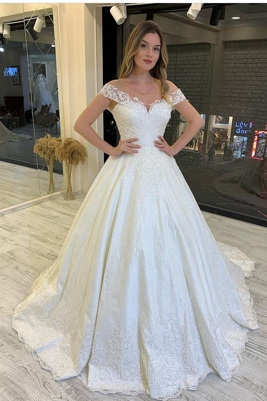 Elegant Off-the-Shoulder Backless A-Line Wedding Dress with Lace Appliques