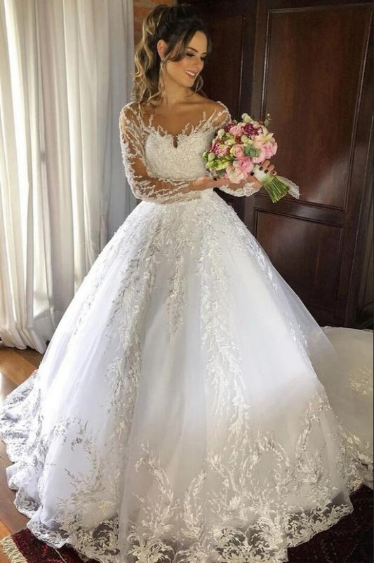 Elegant Princess Wedding Dress with Long Sleeves and Tulle Appliques