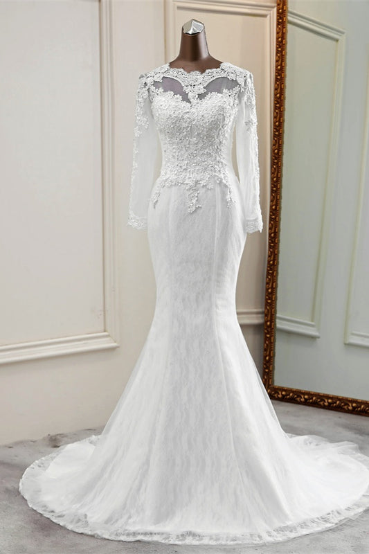 Elegant Mermaid Bridal Gown with Long Sleeves and Tulle Details