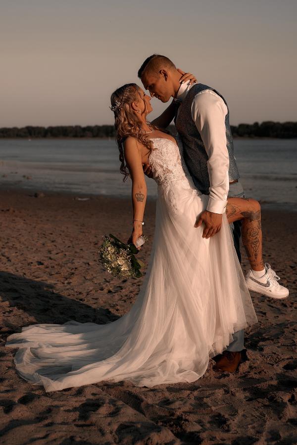 RjerStore Spaghetti Straps V-Neck Empire Tulle Prom Dresses With Split