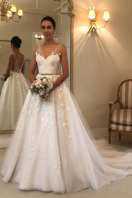 Elegant Sweetheart A-line Wedding Gown with Open Back and Long Tulle