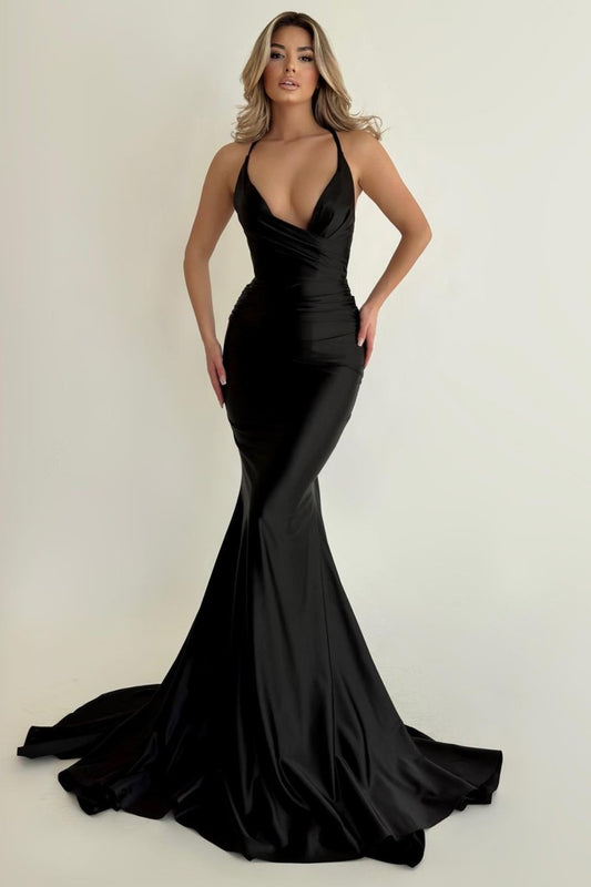 Modern Black Halter Sleeveless V-Neck Mermaid Prom Dress On Sale