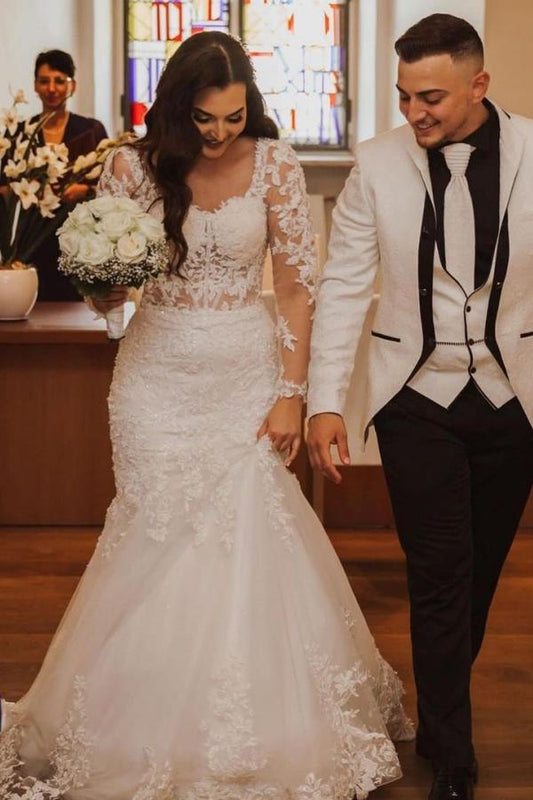 Long Sleeve Open Back Lace Mermaid Wedding Dress in Modest Style