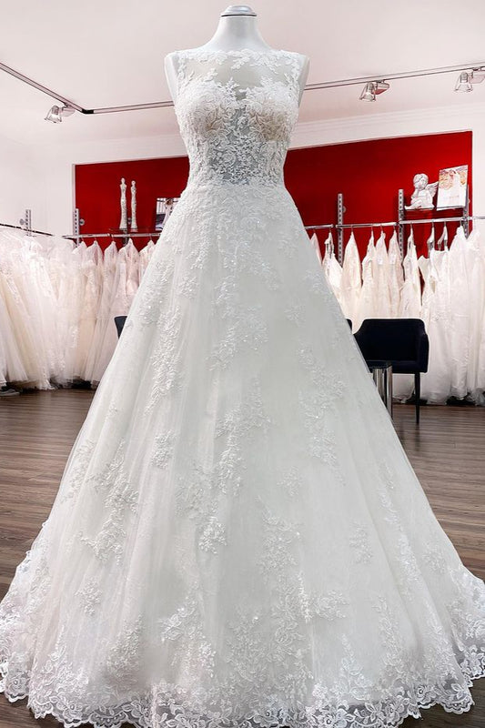 Elegant A-line Jewel Tulle Wedding Gown Featuring Lace Appliques