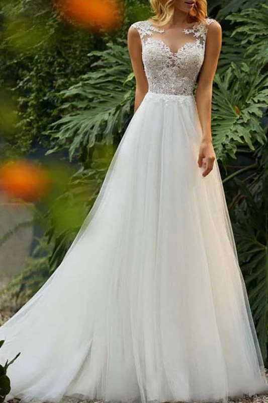 Long Sleeveless Wedding Dress in Tulle Lace