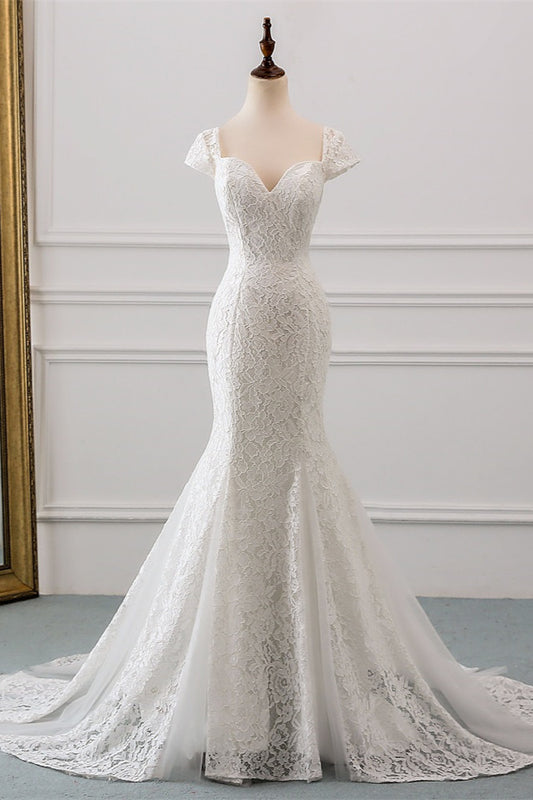 Elegant Sweetheart Mermaid Gown with Modern Lace and Cap-Sleeves