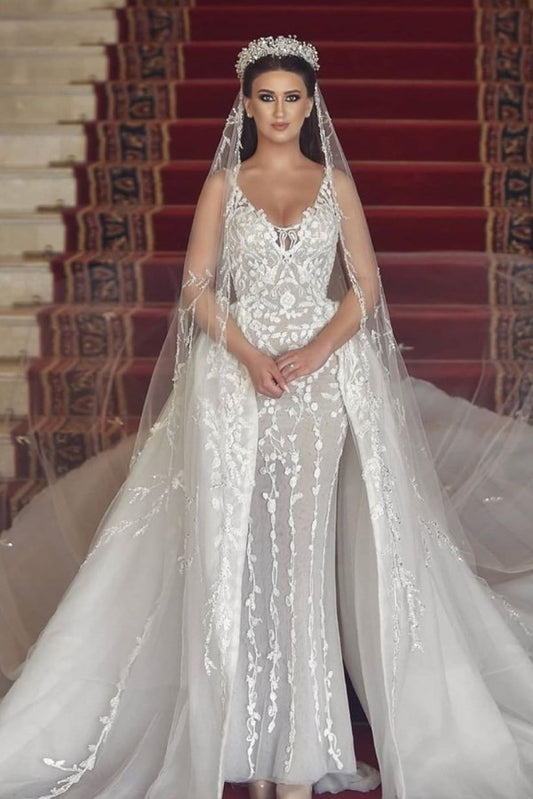 Elegant V-neck Mermaid Wedding Gown with Long Tulle Lace and Detachable Train