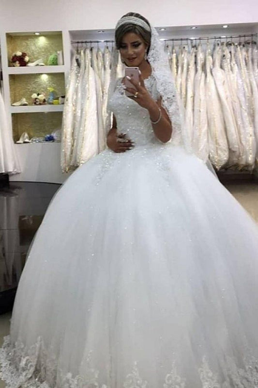 Elegant White Lace Ball Gown Wedding Dress Without Sleeves