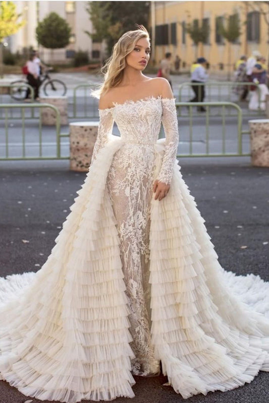 Elegant Mermaid Off-Shoulder Long-Sleeve Bridal Gown With Train