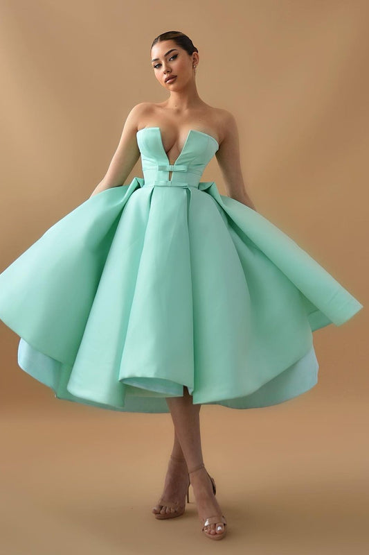 Modern Mint Green V-Neck Sleeveless Short Prom Dress Ball Gown On Sale
