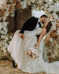 Elegant Sweetheart Lace A-Line Wedding Gown with Modest Backless Design