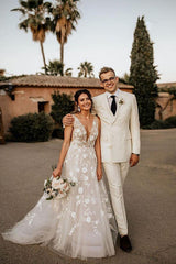 A-Line Vintage V-neck Wedding Dress Featuring Straps and Appliques