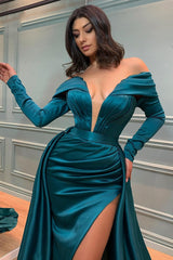 Modern Ink Blue Long Sleeves Prom Dresses Off-the-Shoulder Overskirt With Split