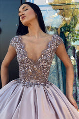 Stunning Cap Sleeves Lace Appliques Ball Gown Prom Dress V-Neck