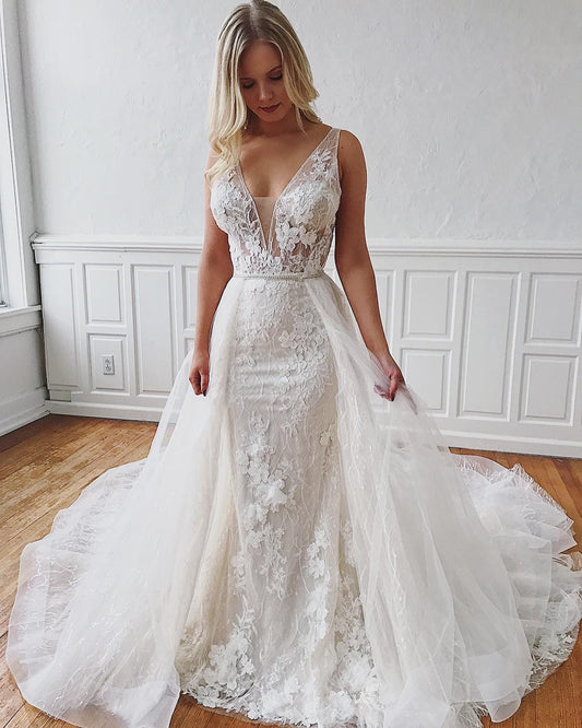 Elegant V-Neck Mermaid Wedding Gown with Detachable Lace Straps