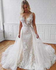 Elegant V-Neck Mermaid Wedding Gown with Detachable Lace Straps