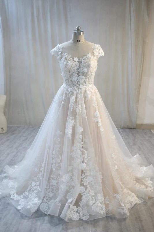 A-Line Vintage Backless Bateau Wedding Dress with Tulle Appliques and Lace