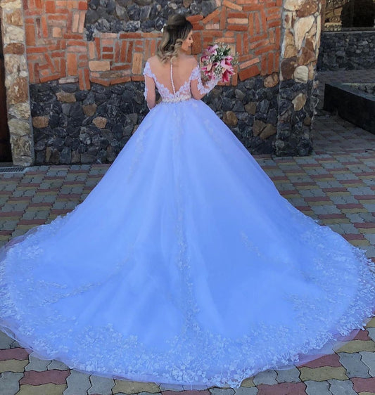 Princess Wedding Dress with Off-the-shoulder Sleeves in Tulle