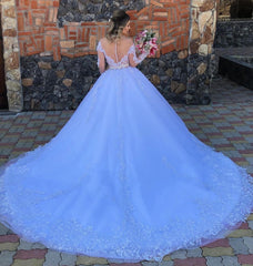 Princess Wedding Dress with Off-the-shoulder Sleeves in Tulle