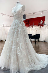 Elegant V-Neck A-Line Wedding Gown with Long Ruffles and Open Back in Tulle Lace