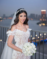 Long Off-the-shoulder Mermaid Wedding Dress in Elegant Lace Tulle
