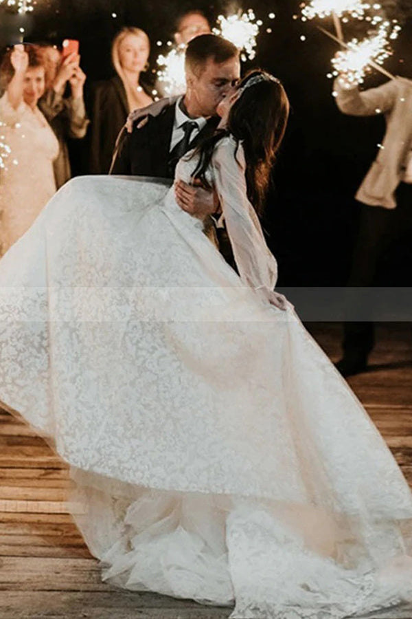 Elegant Long-Sleeve Lace A-Line Gown in Tulle