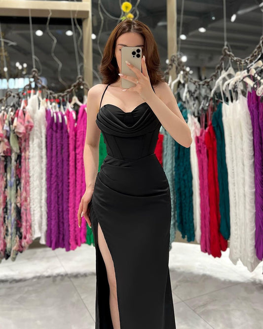 Black Spaghetti Strap Sleeveless Prom Dress Sweatheart Neck With High Slit