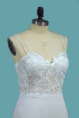 Sweetheart Mermaid Wedding Dress with Elegant Lace and Spaghetti Straps, Floor-length