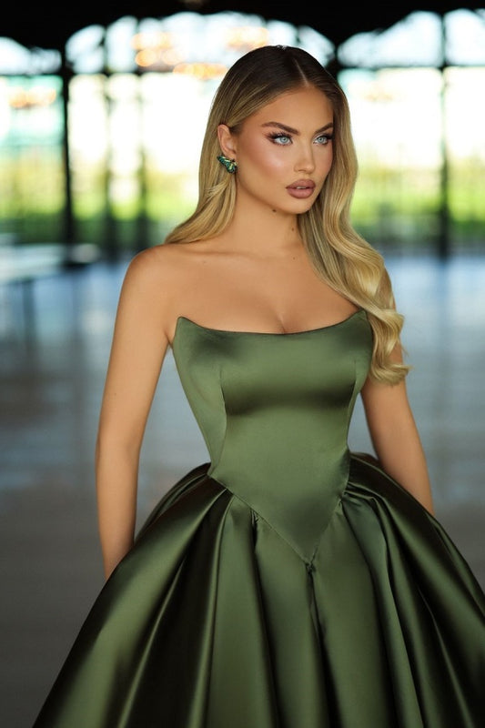  Green Strapless Long Prom Dress A-Line Sleeveless