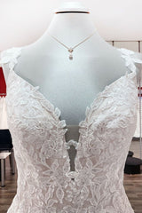 Elegant V-Neck A-Line Wedding Gown with Long Ruffles and Open Back in Tulle Lace