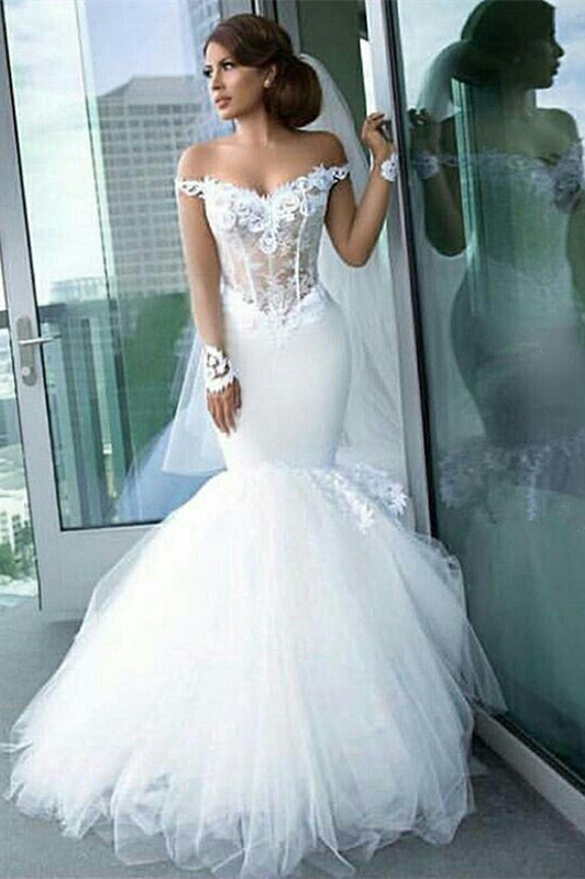 Wedding Dress With Lace Appliques in a Mermaid Off-the-Shoulder Style