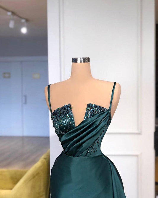 Spaghetti-Straps Mermaid Prom Dress Crystal Long Party Gowns