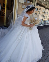 Long Off the Shoulder Vintage Princess Wedding Dresses With Lace