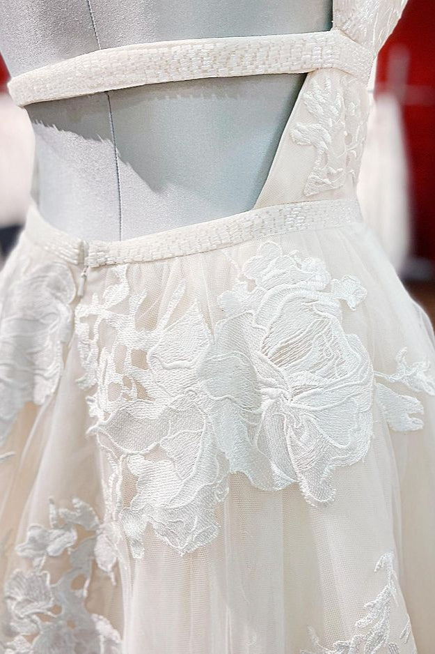 Elegant V-neck Backless Princess Wedding Gown in Lace Tulle