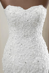 Long Mermaid Strapless Lace Wedding Dress with Elegant Appliques and Beadings