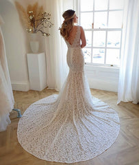 Elegant Mermaid V-neck Lace Wedding Dress with Open Back