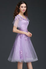 Lilac Sheer V Neck Short Sleeve A Line Lace Knee Length Cocktail Dresses