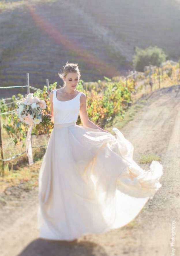Scoop Neck Long/Floor-Length Chiffon Wedding Dress, A-Line/Princess