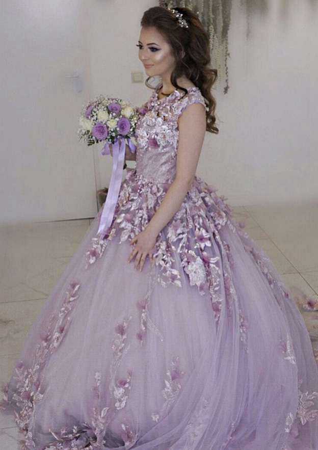 Bateau Court Train Lace Wedding Dress with Appliqued, A-Line/Princess