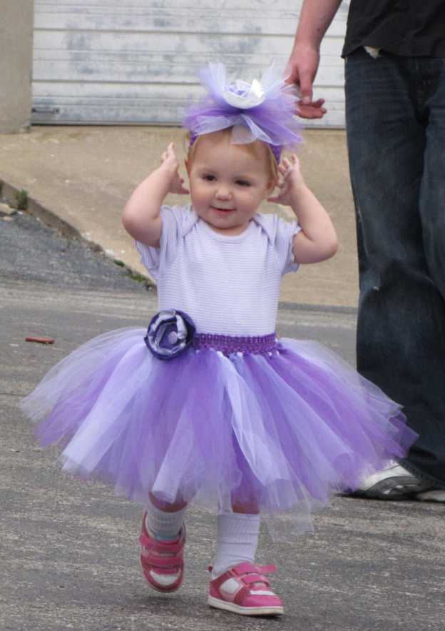 Tulle Bateau Knee-Length A-line Flower Girl Dress with Applique