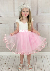 Tulle Square Neckline Knee-Length A-line Flower Girl Dress with Bowknot