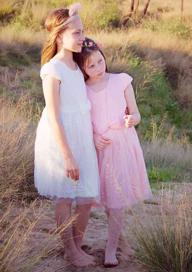 Tulle Bateau Knee-Length A-line Flower Girl Dress with Beaded