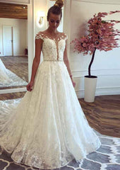 Appliqued Waistband Scoop Neck Sleeveless A-Line/Princess Court Train Lace Wedding Dress